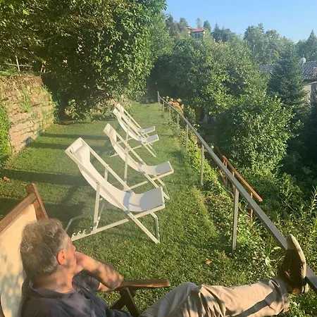 Le Violette Hébergement de vacances *