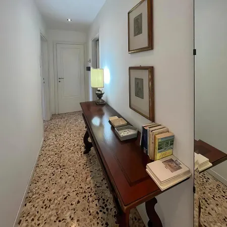 Casa Vacanze Le Violette Brunate